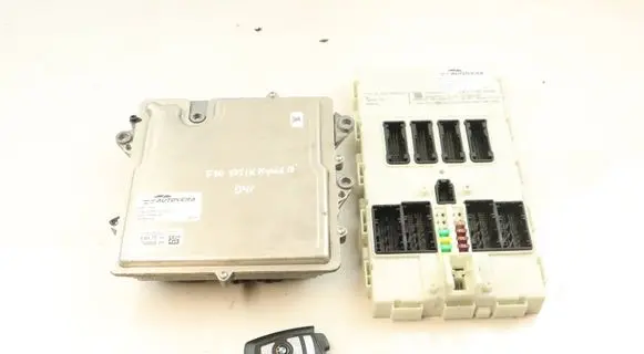 Engine ECU kit and lock set