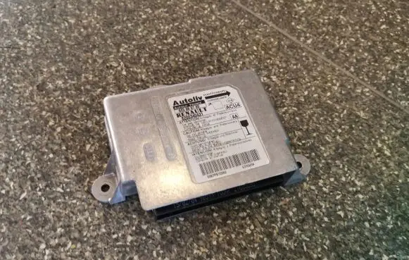 Renault Scenic II - Grand scenic II Airbag control unit/module 8200340431