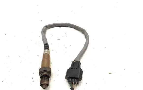 Renault Clio IV Lambda probe sensor 8201395330