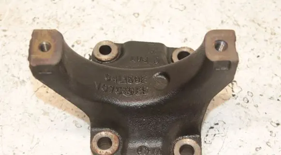 Volkswagen Arteon Muffler mount bracket/holder 04L159E