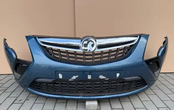 Opel Zafira C Front bumper 