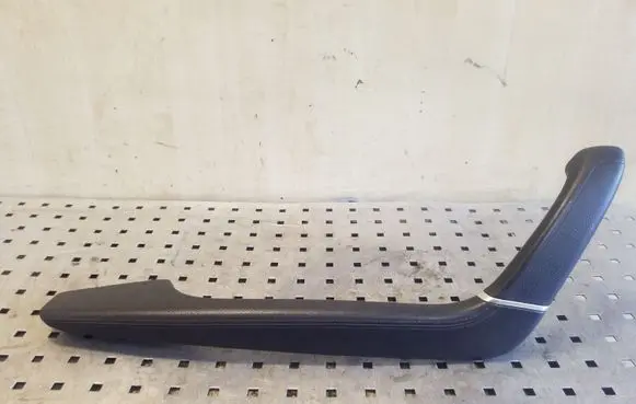 Hyundai i40 Front door interior handle trim 823503Z000