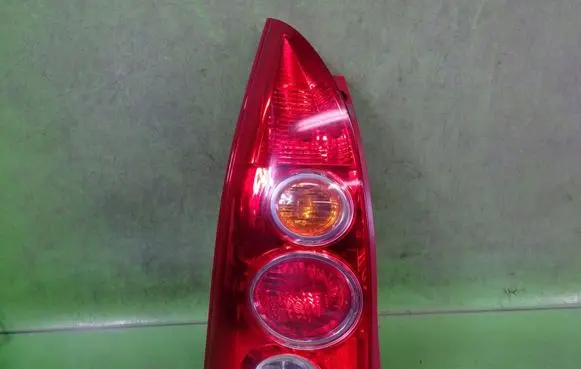Mazda Premacy Rear/tail lights