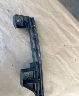 Volkswagen Caddy Front bumper mounting bracket 013837 1T0807890B