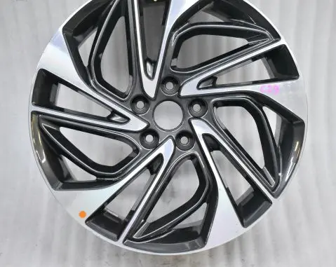 Hyundai Tucson TL R19 alloy rim 