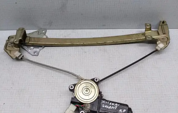 Mitsubishi Galant Front door window regulator with motor MR517475 0621002800