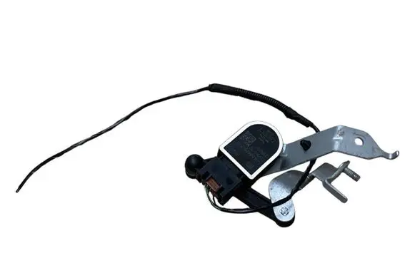 BMW 4 F32 F33 Headlight/headlamp level sensor 6860843 37146860843