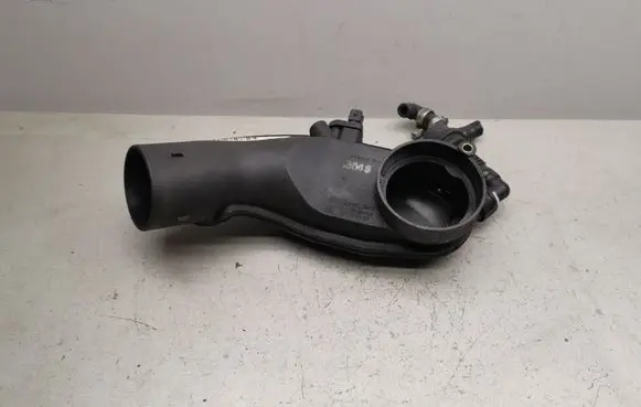 Audi A6 S6 C5 4B Air intake duct part 078133356S