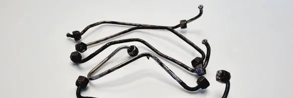 Volvo S80 Fuel injector supply line/pipe 