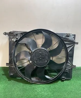 Mercedes-Benz C W205 Electric radiator cooling fan A0999061200