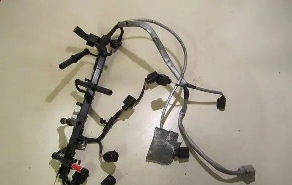 Volkswagen PASSAT B7 Ignition plug leads 03L971824D