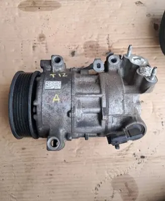 Peugeot 208 I Air conditioning (A/C) compressor (pump) 9675655880 9675659880