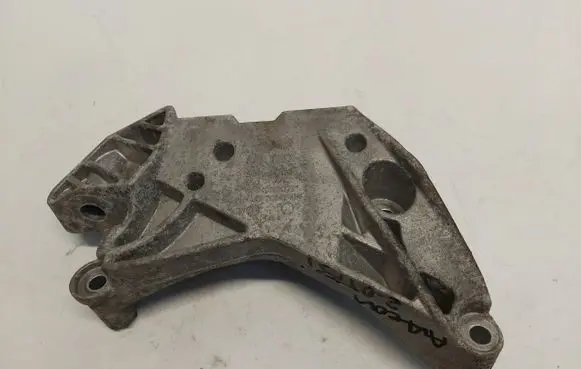 Volkswagen Arteon Engine mounting bracket 06J199207PJLK01