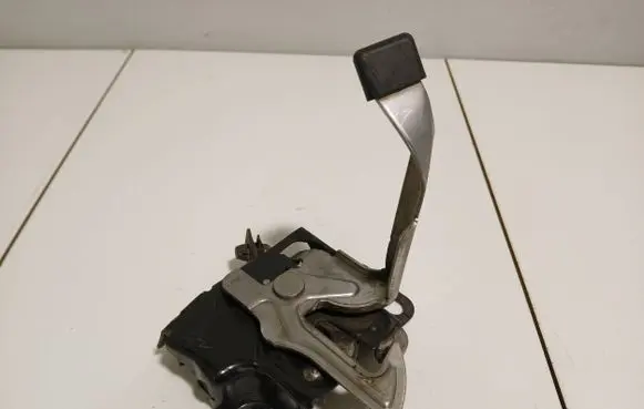 Honda Civic Engine bonnet/hood lock/latch loop/hook 