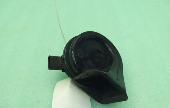 BMW 5 F10 F11 Horn signal 7279782 703881157