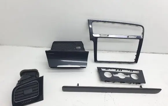 Volkswagen Golf VII Dashboard trim 