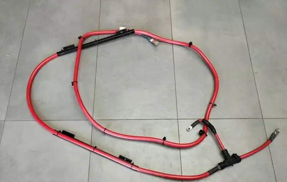 Mercedes-Benz S W222 Positive cable (battery) A2224400108