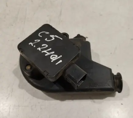 Accelerator throttle pedal