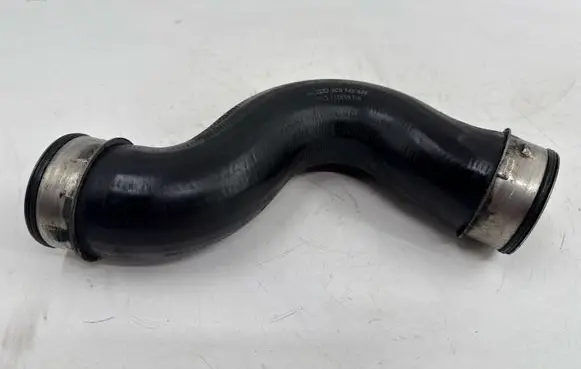 Intercooler hose/pipe