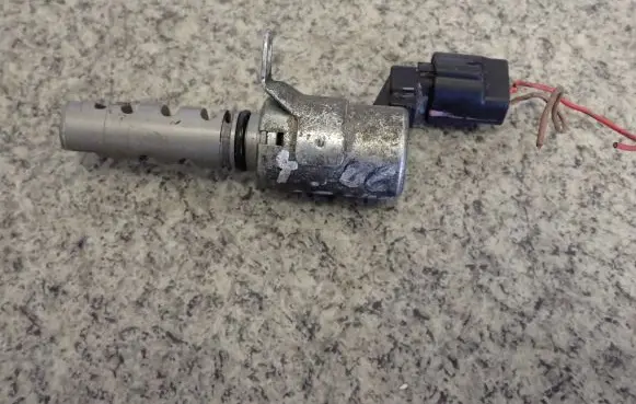 Toyota Yaris Camshaft vanos timing valve 