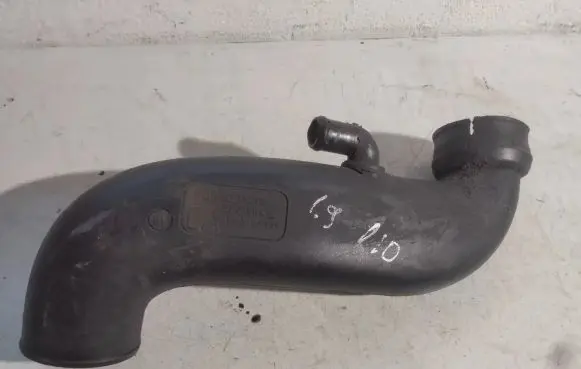 Opel Vectra C Air intake hose/pipe 55352724 329788454