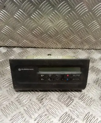Volkswagen PASSAT B4 Climate control unit 5HB722310