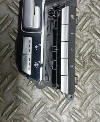 Mercedes-Benz S W221 Seat control switch A2218703451