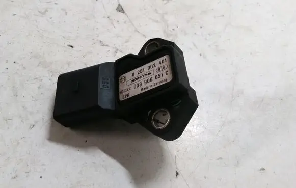 Volkswagen Golf VI Air pressure sensor 0281002401 038906051C