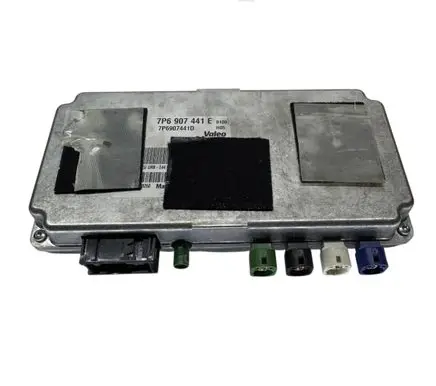 Volkswagen Touareg II Camera control unit module 7P6907441E
