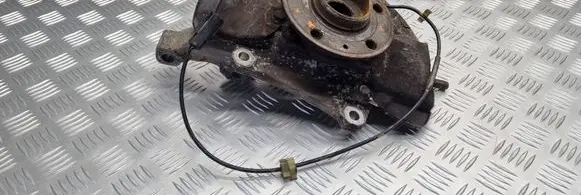 Volvo V70 Front wheel hub spindle knuckle 9461943