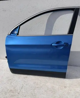Nissan Qashqai Front door 