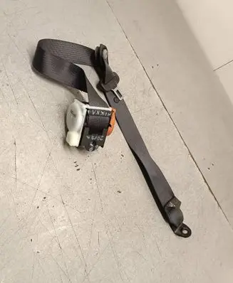 Opel Mokka X Rear seatbelt 42469716 631046026