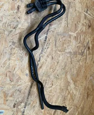 Volvo XC60 Engine coolant pipe/hose 31686543