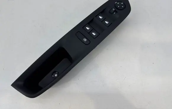 Opel Mokka B Electric window control switch 96788281ZD