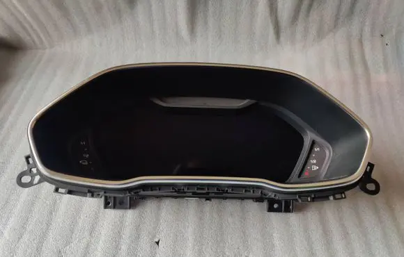 Audi Q3 F3 Speedometer (instrument cluster) 83A920794G 0263753039