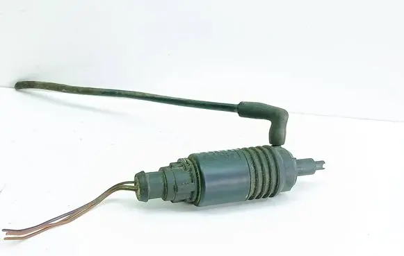 Audi A4 S4 B5 8D Windscreen/windshield washer pump 4A0955651