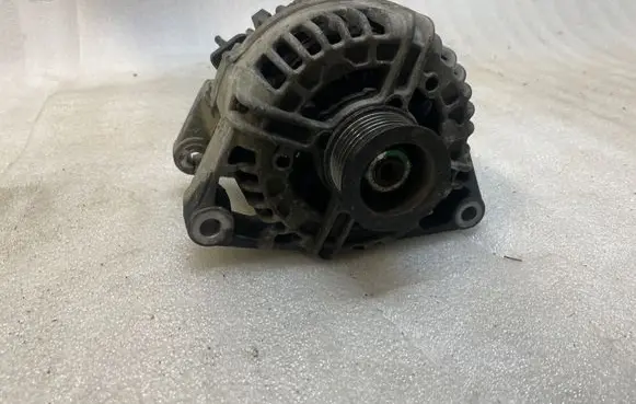 Opel Zafira A Generator/alternator 901321260430 111501 646061