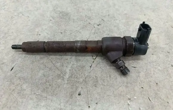 Fiat Grande Punto Fuel injector 