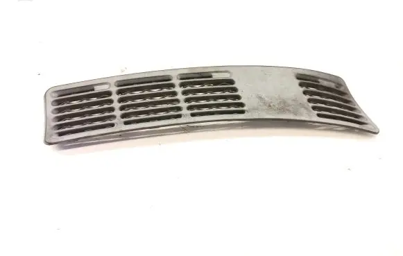 BMW 3 E30 Wiper trim 1904572