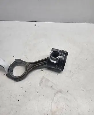 Audi Q7 4L Piston with connecting rod 