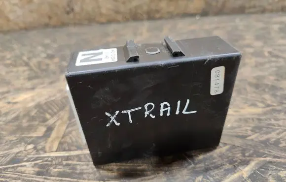 Nissan X-Trail T31 Keyless (KESSY) go control unit/module 489006 WG1G739A