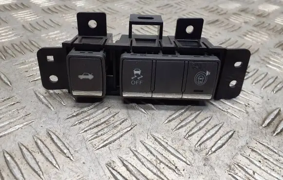 Infiniti Q70 Y51 Other switches/knobs/shifts