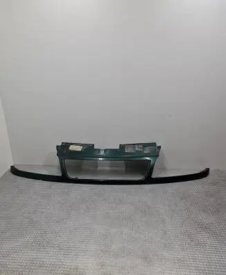 Seat Alhambra (Mk1) Front bumper upper radiator grill 7M0853651D 7M0853651
