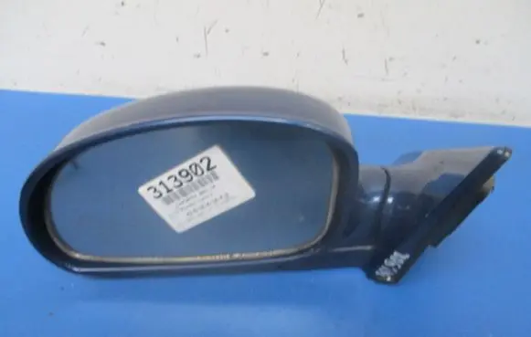 Hyundai Elantra Front door electric wing mirror