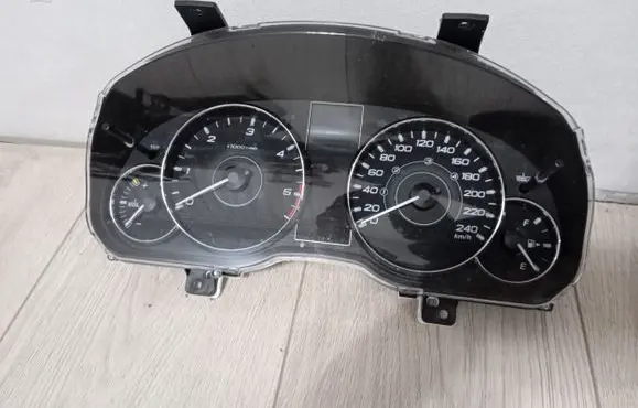 Subaru Outback Speedometer (instrument cluster) 85004AJ290