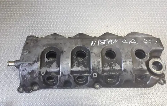 Nissan Almera Tino Rocker cam cover 