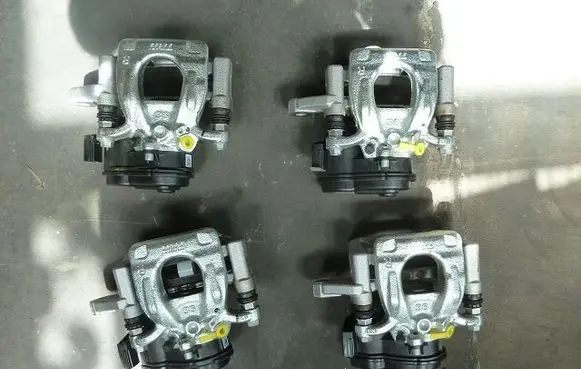 Renault Kadjar Front brake caliper 440011959RII
