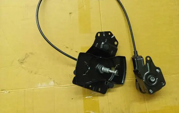 Renault Master III Spare wheel mounting bracket 572118332R