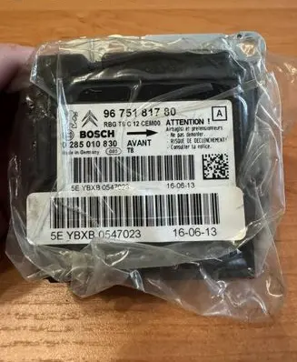 Peugeot 3008 I Airbag control unit/module 9675181780 0285010830 YBXB0547023