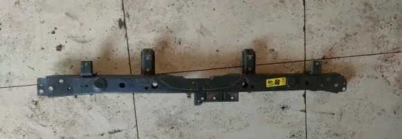 Nissan Juke I F15 Top upper radiator support slam panel